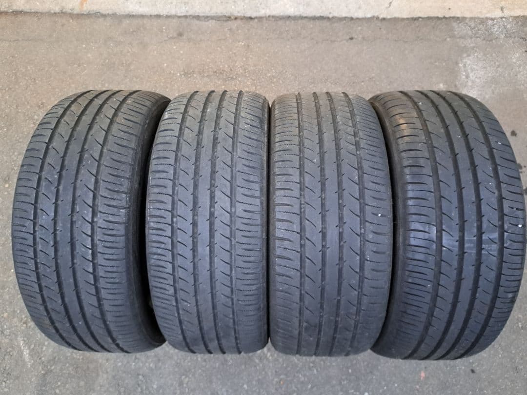 バリ山！225/45R17×4本！TOYOナノエナジー3プラス！送料￥300