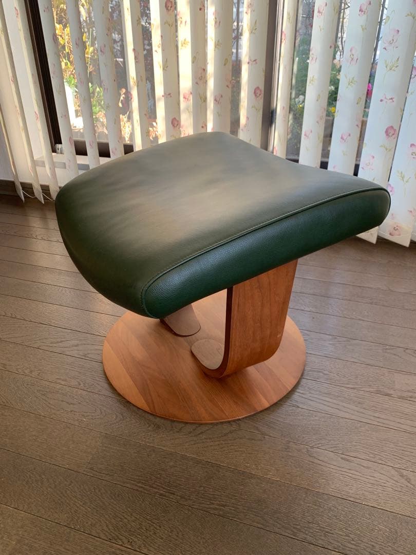 カリモク家具「ザ•ファースト」リクライニングチェア用オットマンRU0156