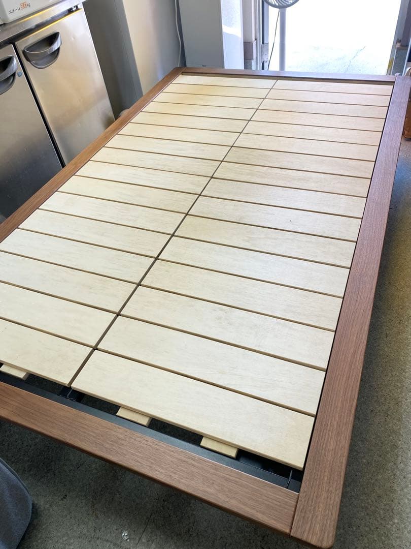 近隣地域限定送料無料❗️無印良品　セミダブルベッドフレーム ナチュラルウッド