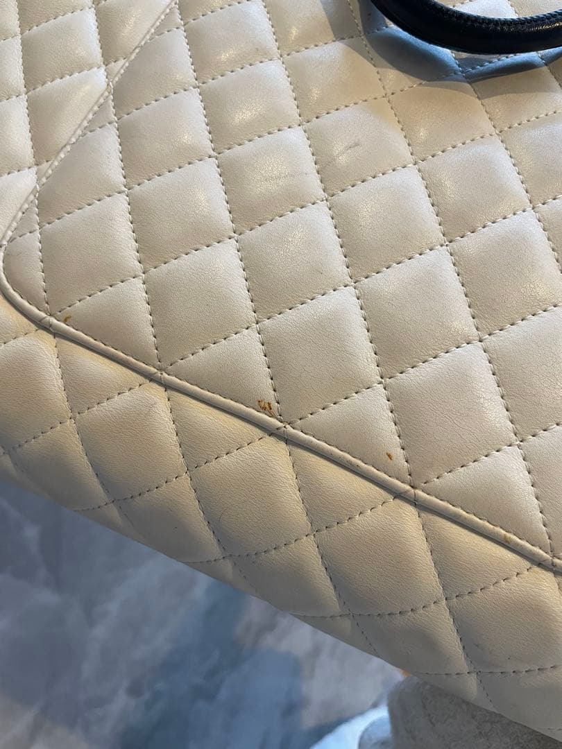 CHANEL シャネル　カンボンライン　パイソントートバッグ　ホワイト