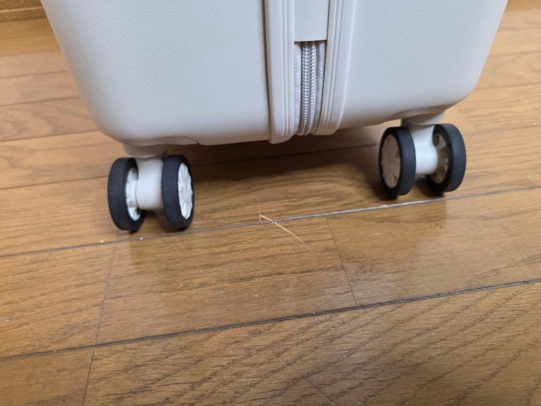 新品/未使用　MAIMO Airstep　白