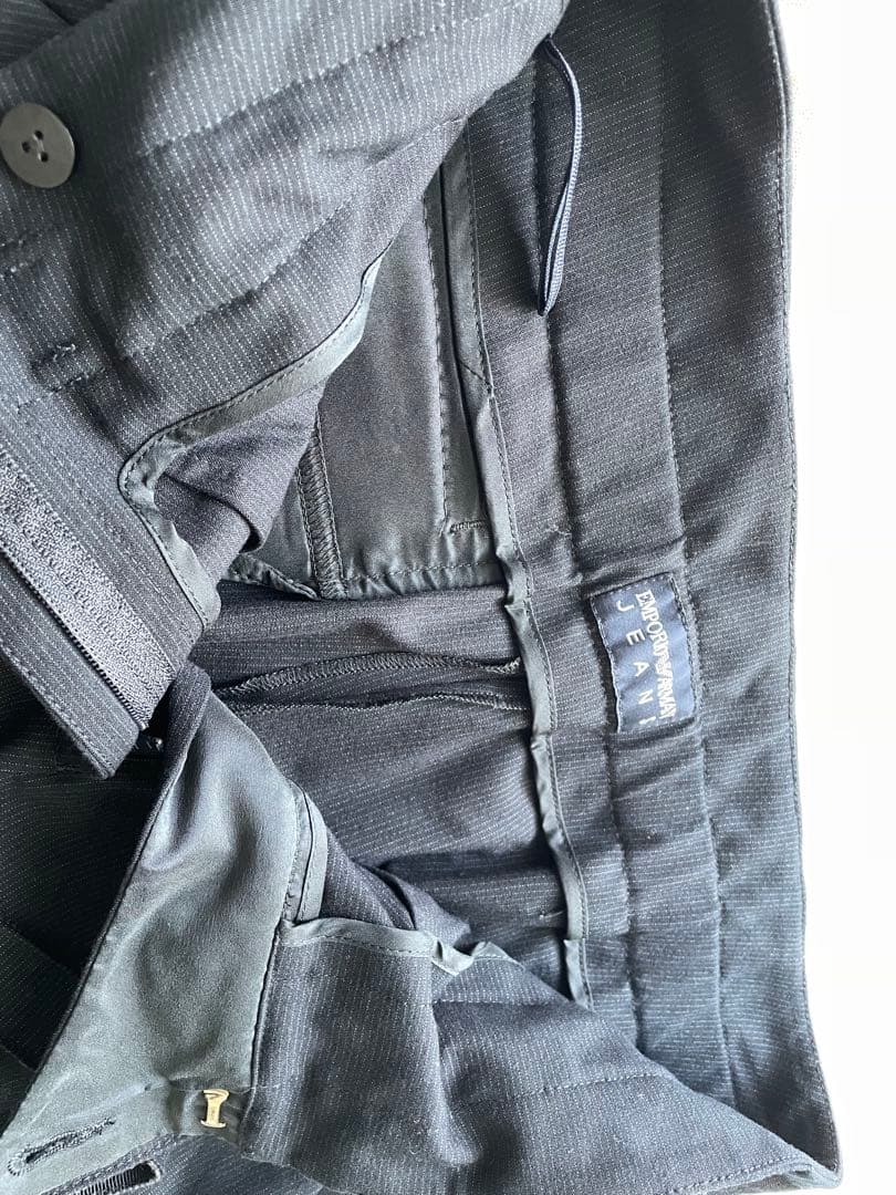 美品•アルマーニジーンズ　パンツスーツ