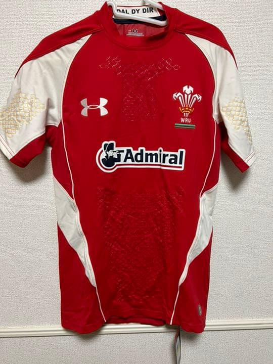 アンダーアーマー　ラグビー　ウェールズ　ユニフォーム