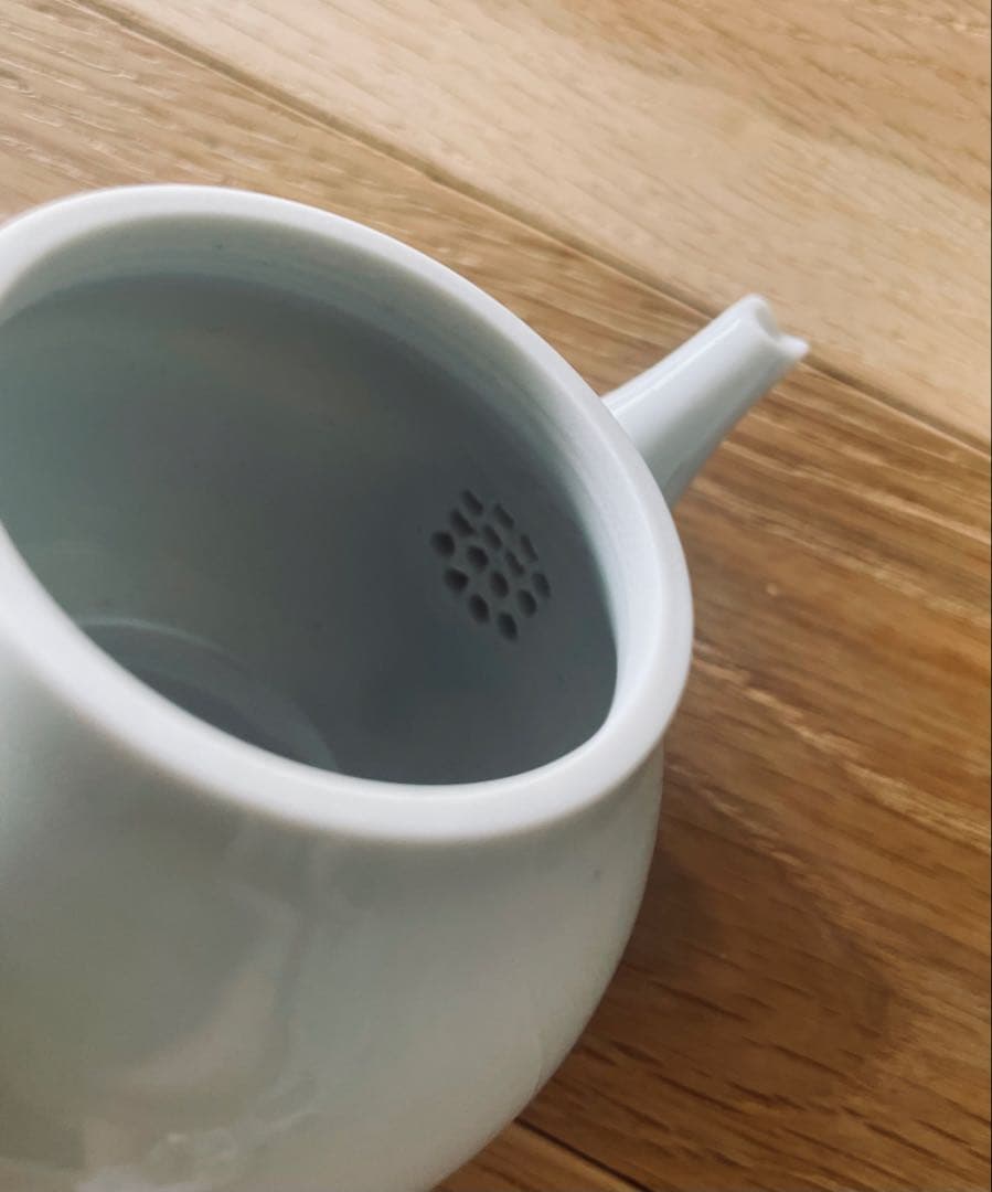 村上　雄一　　白磁茶壺・たまご　新品未使用