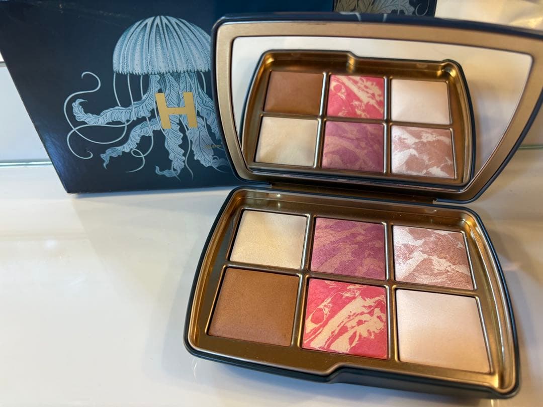 Hourglass アワーグラス フェイスパレットJellyfish