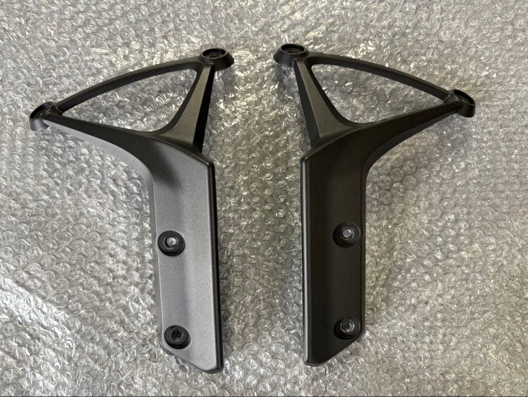 Z900RS 純正フロントフェンダーアーム ブラック カワサキ