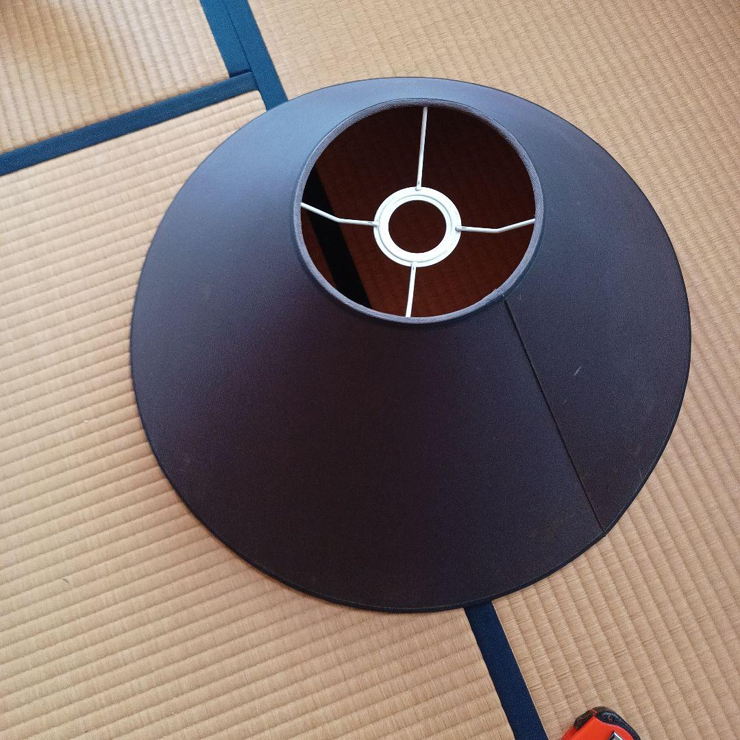 ヤマギワ　黒シェード 金色フロアスタンド