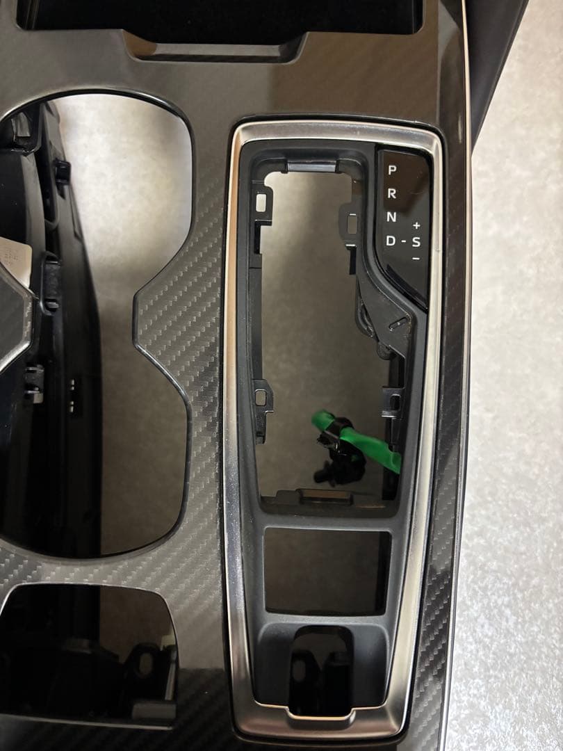 220クラウン rsアドバンス センターコンソール azsh20 ars220