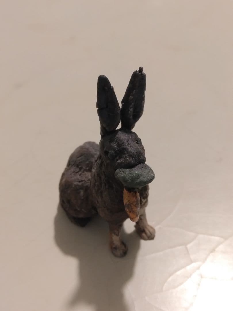 パリ蚤の市で購入したウサギ