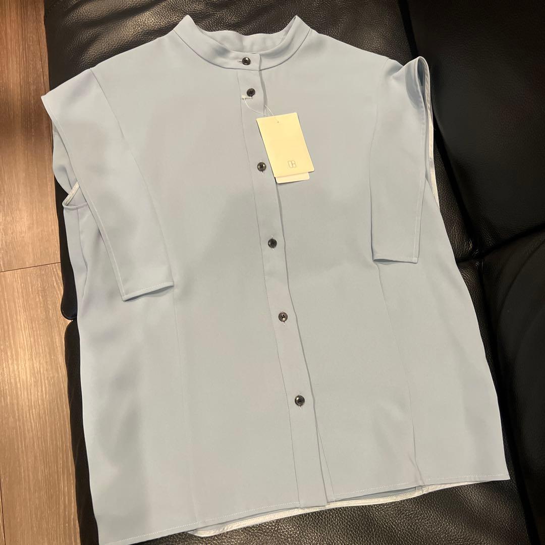 sakuさま専用 noble スクエアースリーブフロントオープンブラウス ブルー