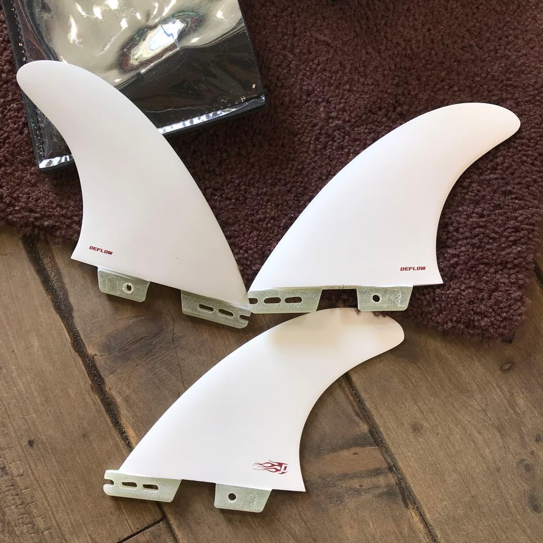 DEFLOW PULSE M デフローサーフフィン 3枚セット定価¥19,800