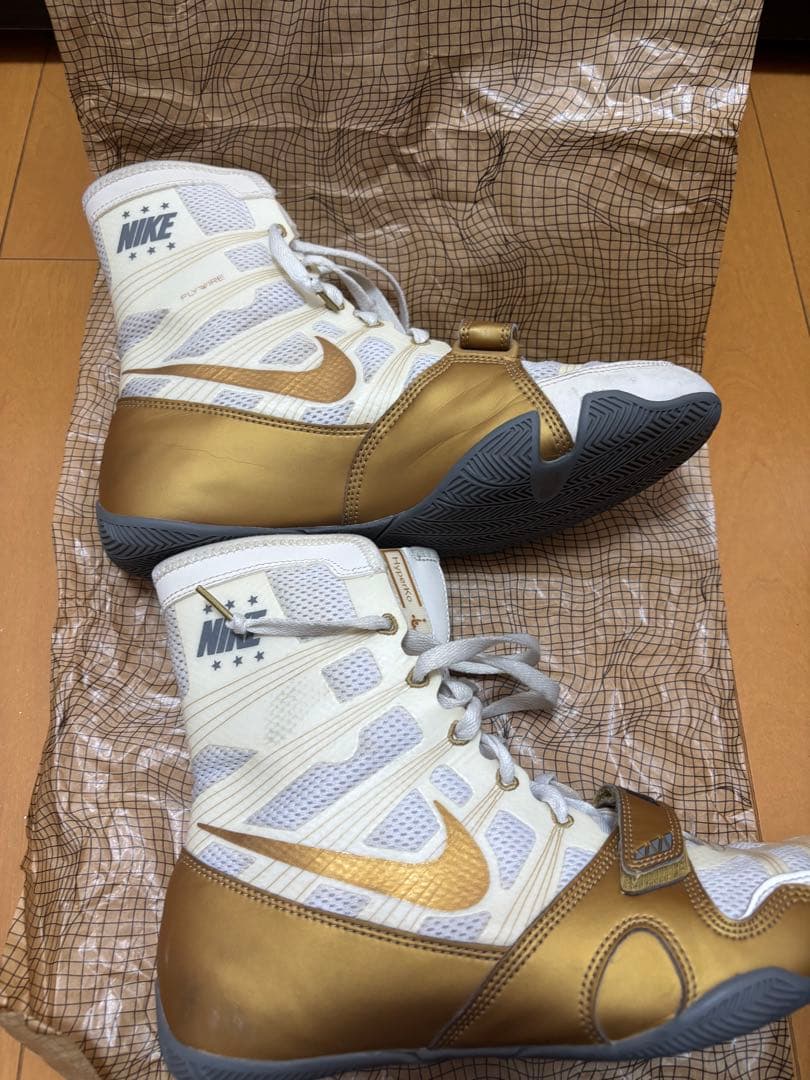 NIKE ボクシングシューズ ハイパーKOリミテッドエディション