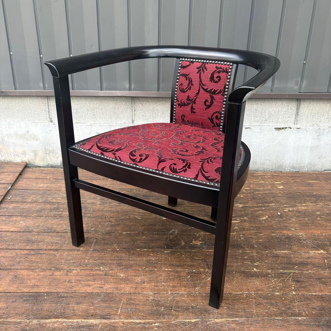 ① 森繁 アームチェア 椅子 高級家具 アンティーク 猫脚 赤系 ファブリック