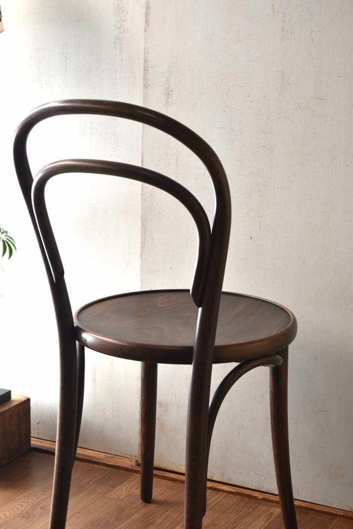TON Bentwood chair ①