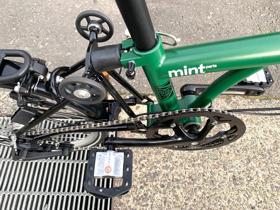 【美品】未使用品 即乘 折り畳み転車 PartsミニベロSRF3 内3速 16