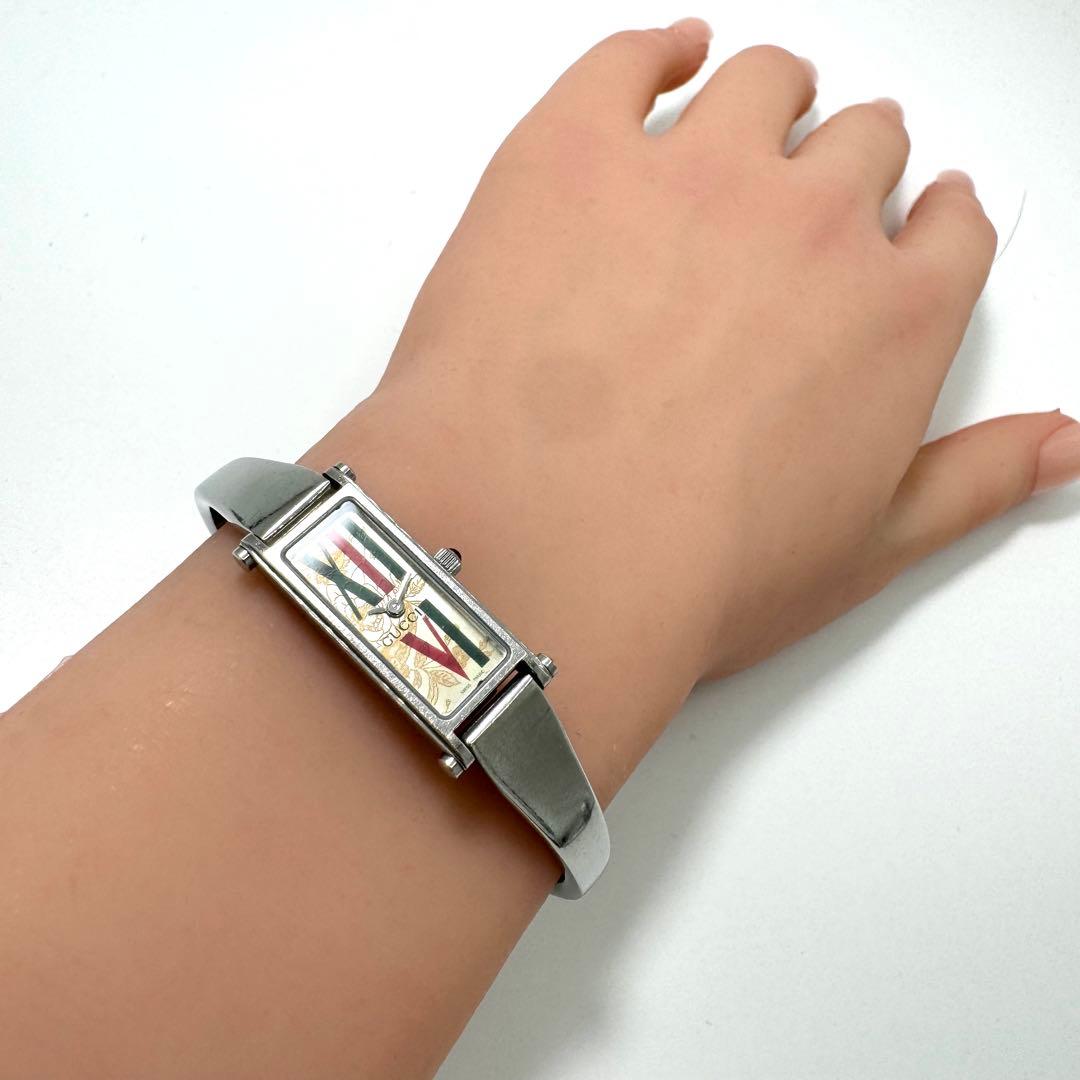 新品電池 GUCCI 1500 L 花柄 腕時計 希少 ブレスウォッチ シルバー