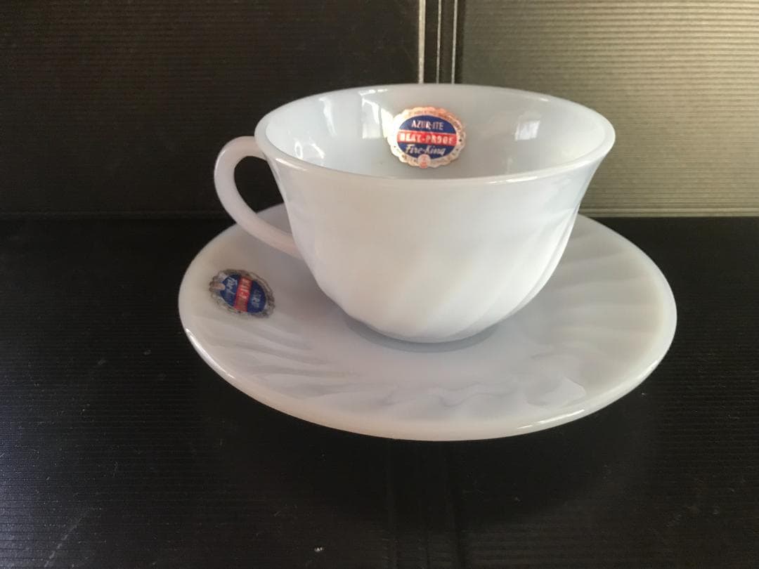 ファイヤーキングスワールアズライト デイナーセット（ラベル付き、ＧＬＡＳＳ刻印）