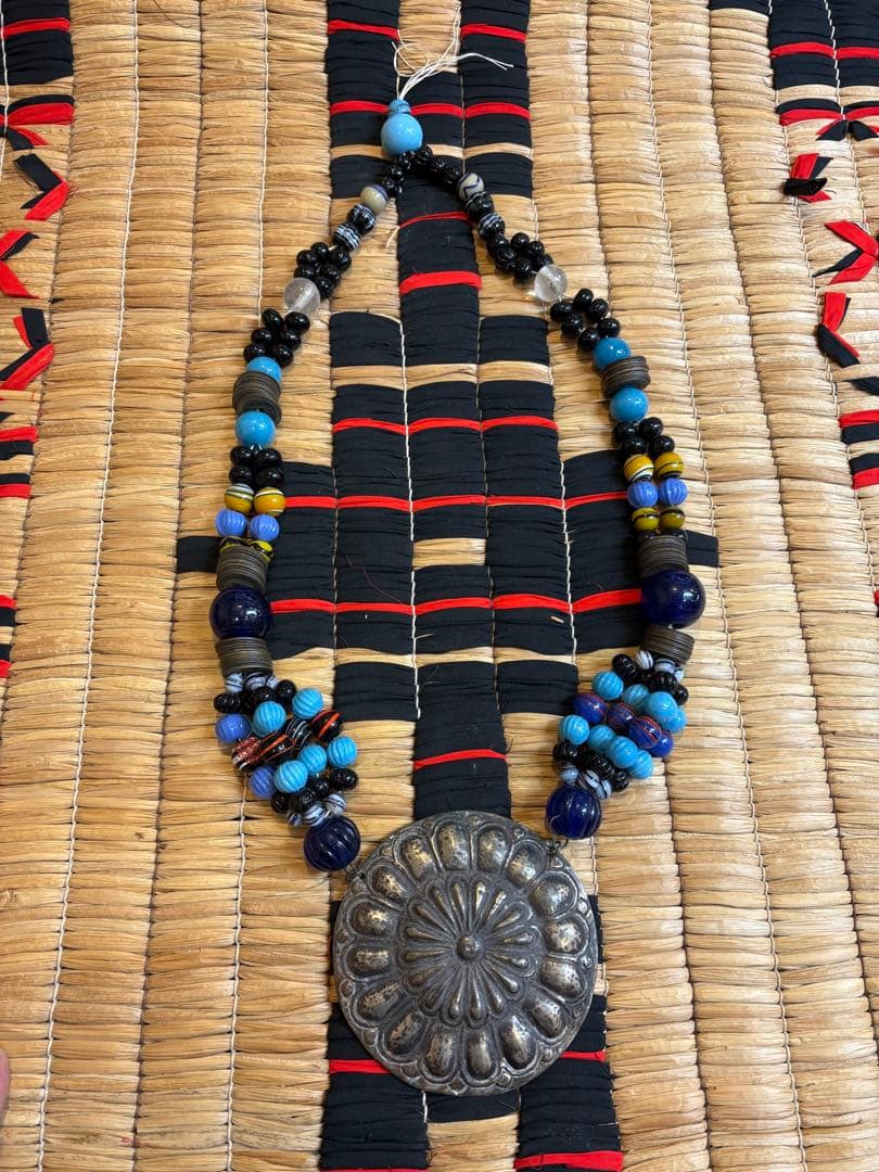 アイヌ　タマサイ　シトキ付き　ガラス玉　アイヌ玉　トンボ玉