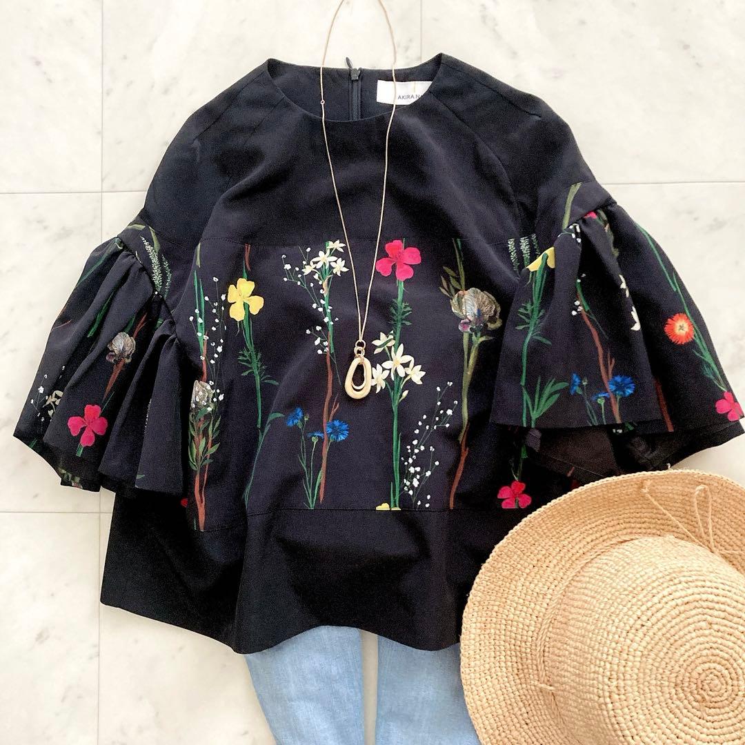 即完売品　アキラナカ　タックスリーブプルオーバー　花柄　黒　36