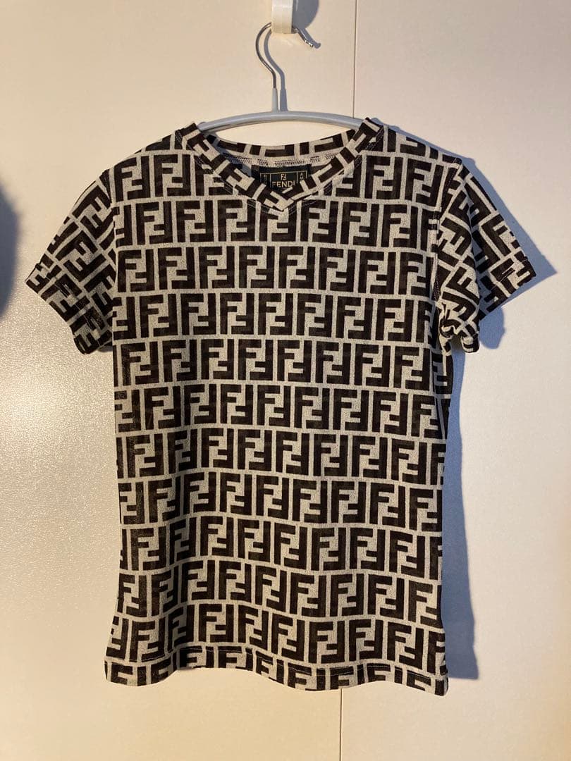 Fendi ロゴパターン Tシャツ