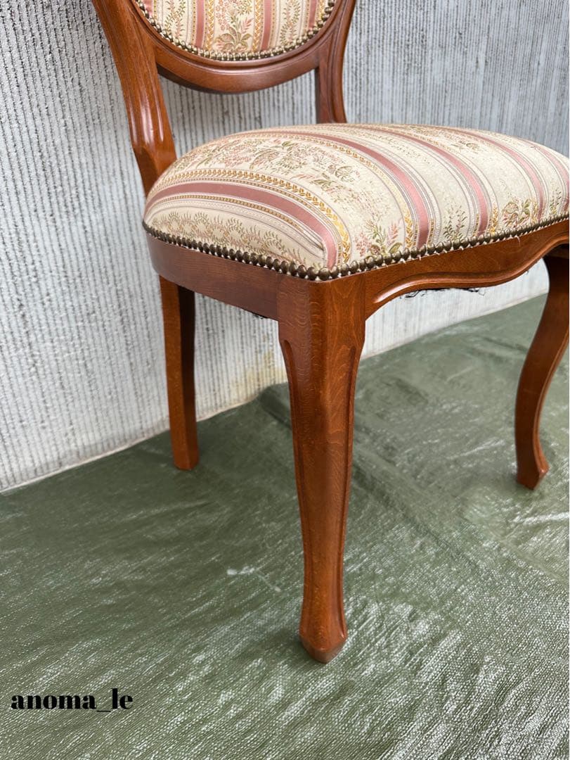 【ダイニングチェア】2 イタリア　木製　猫足　ロココ調　アンティークヴィンテージ