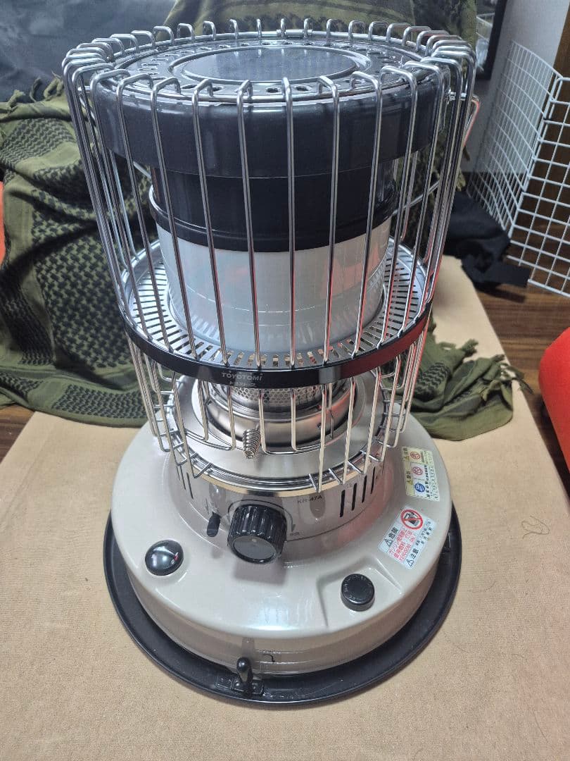トヨトミ　石油ストーブKR-47A 未使用