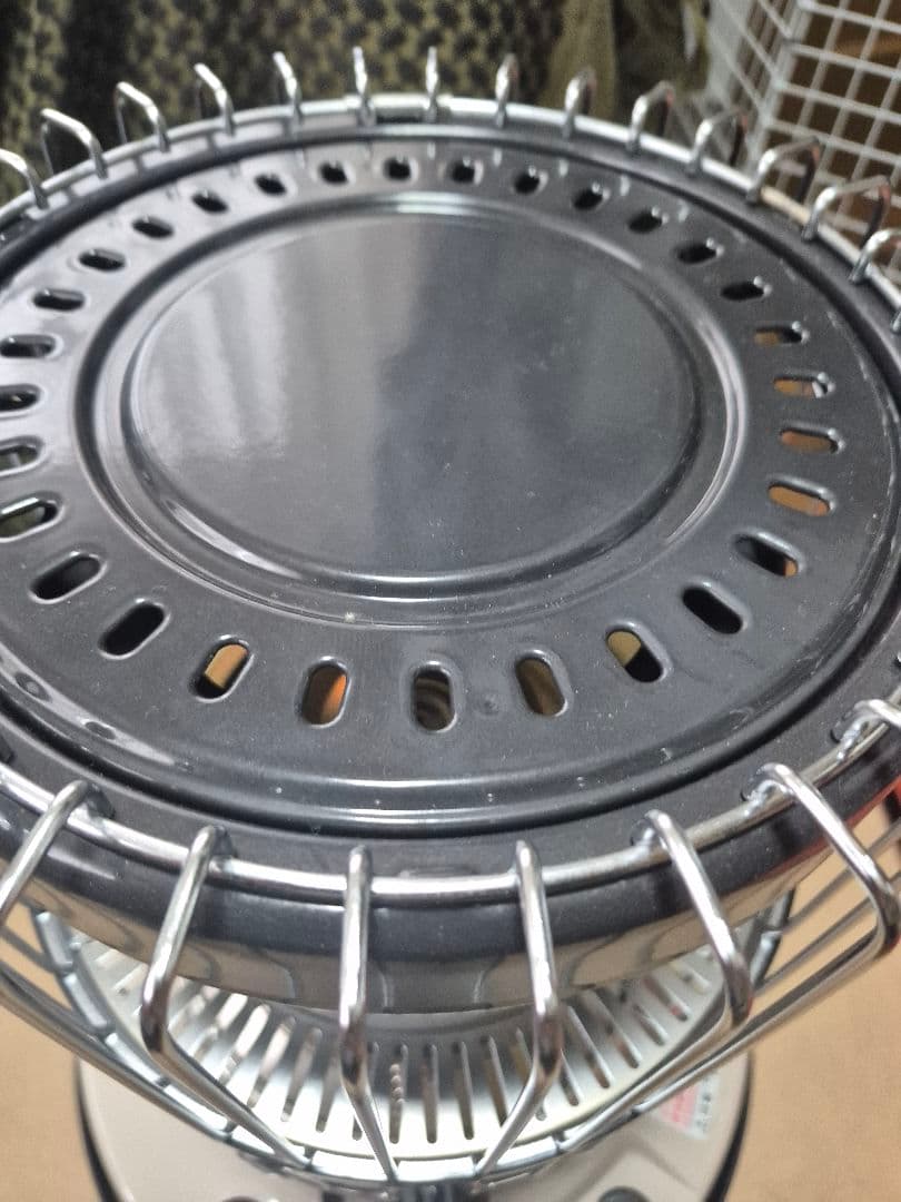 トヨトミ　石油ストーブKR-47A 未使用