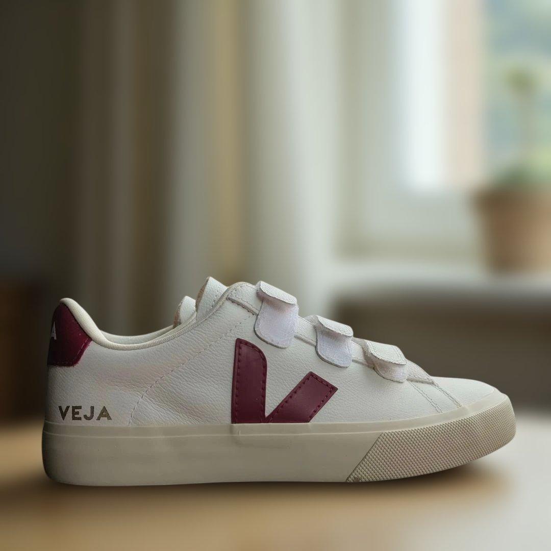 【新品未使用】VEJA / ”RECIFE” ベロクロ レザー Eur39