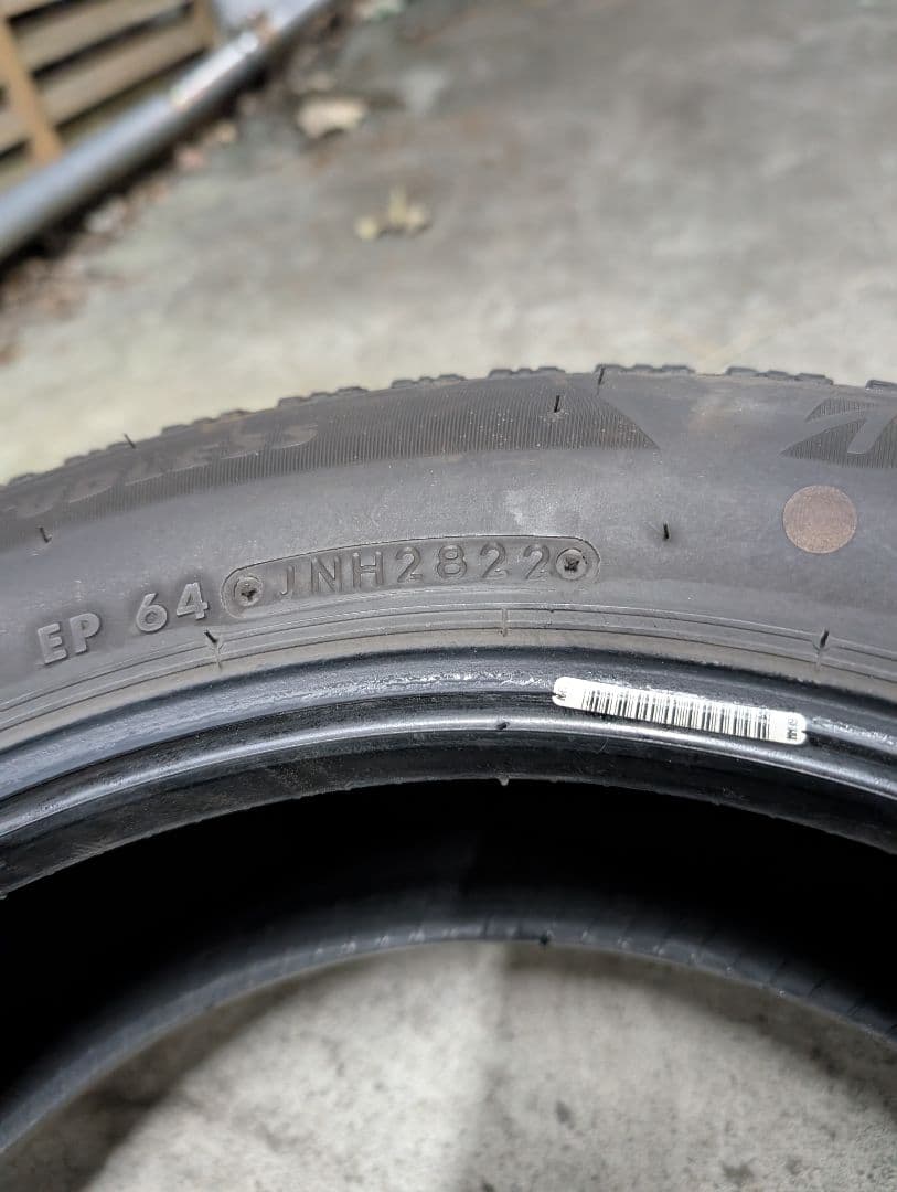 【22年製】165/65R15冬タイヤ4本セット※説明欄必須※