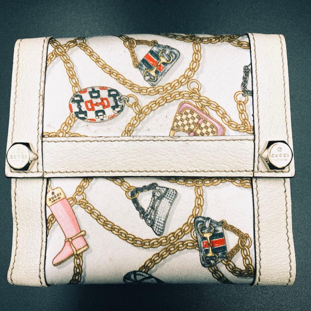 美品＊グッチ ホワイトレザー 二つ折り財布 チェーンマルチカラーデザイン