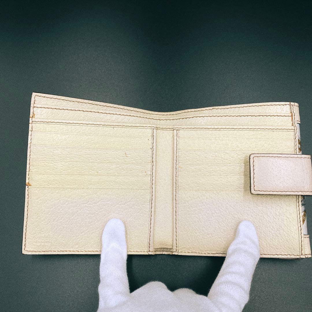 美品＊グッチ ホワイトレザー 二つ折り財布 チェーンマルチカラーデザイン