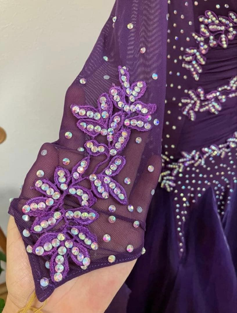 社交ダンスドレス　ダンスドレス　M 紫色　競技会　デモ　超豪華　レッスンウェア