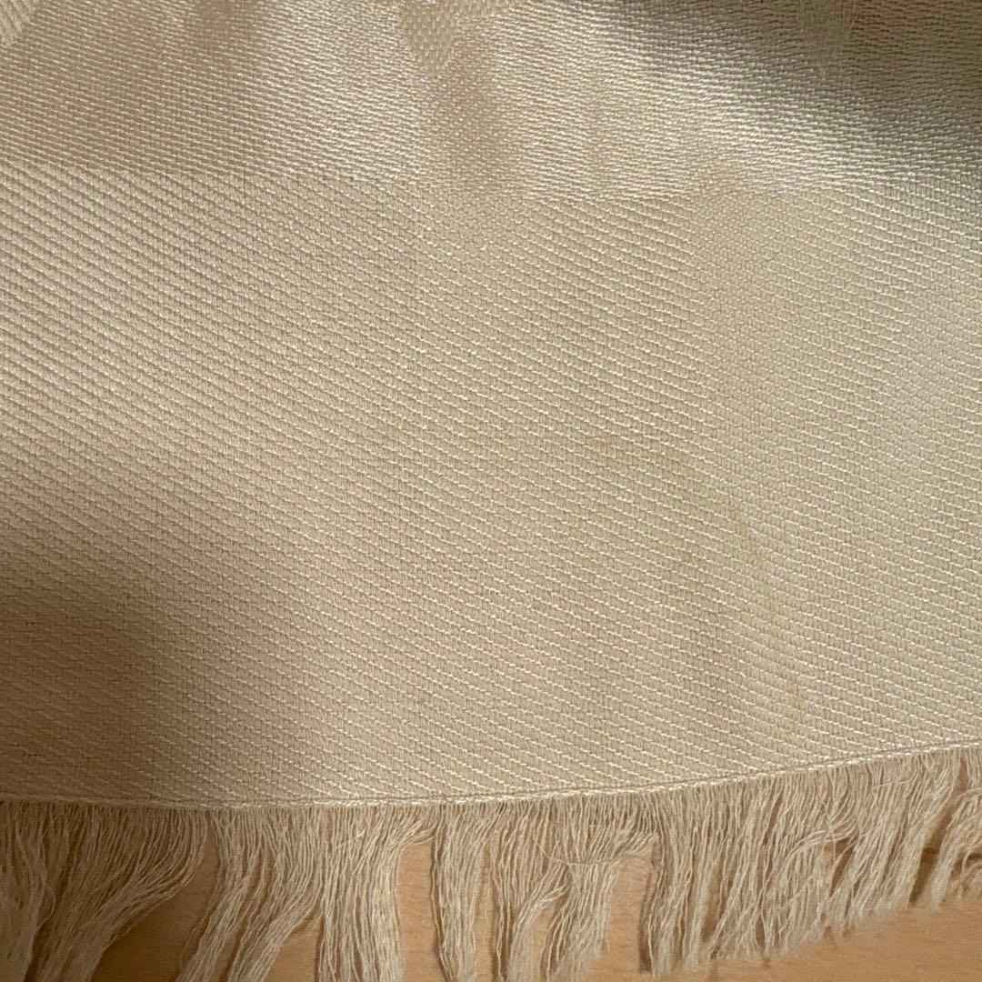 ルイ・ヴィトンストールホワイト❤️