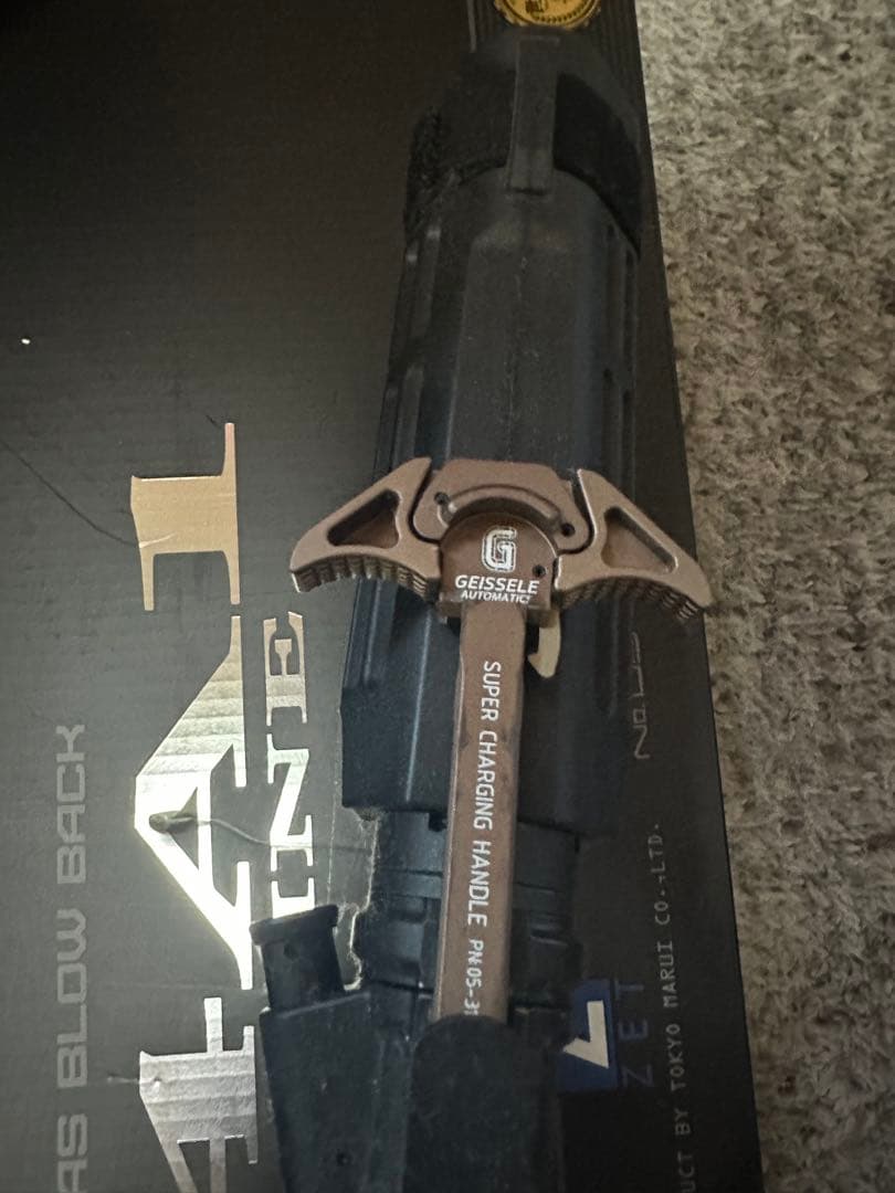 作動良好 東京マルイ M4A1 CARBINE（カービン） ガスブロ ガスガン