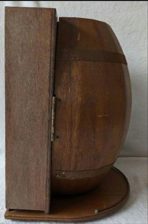 ビンテージ　ワイン樽　キャビネット　アンティーク収納　ウイスキーラック洋酒ラック