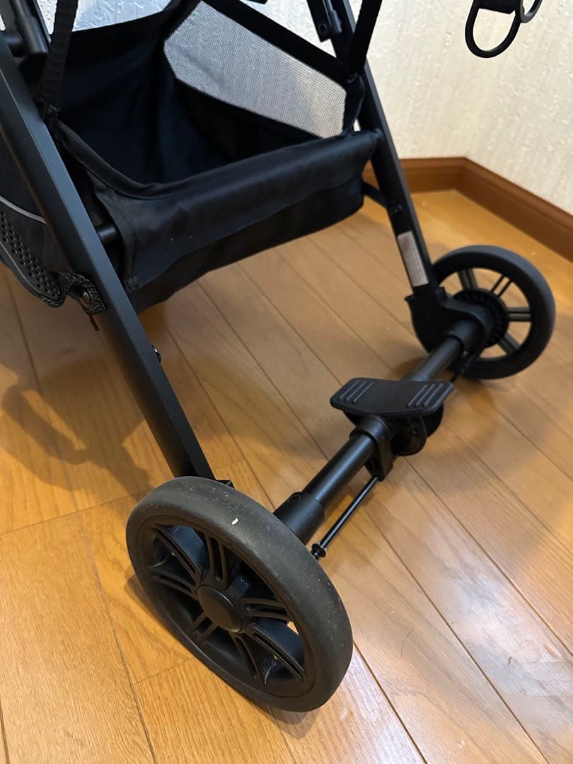 イングリッシーナ ベビーカー クイッド 取扱説明書とベビーカー収納袋付き