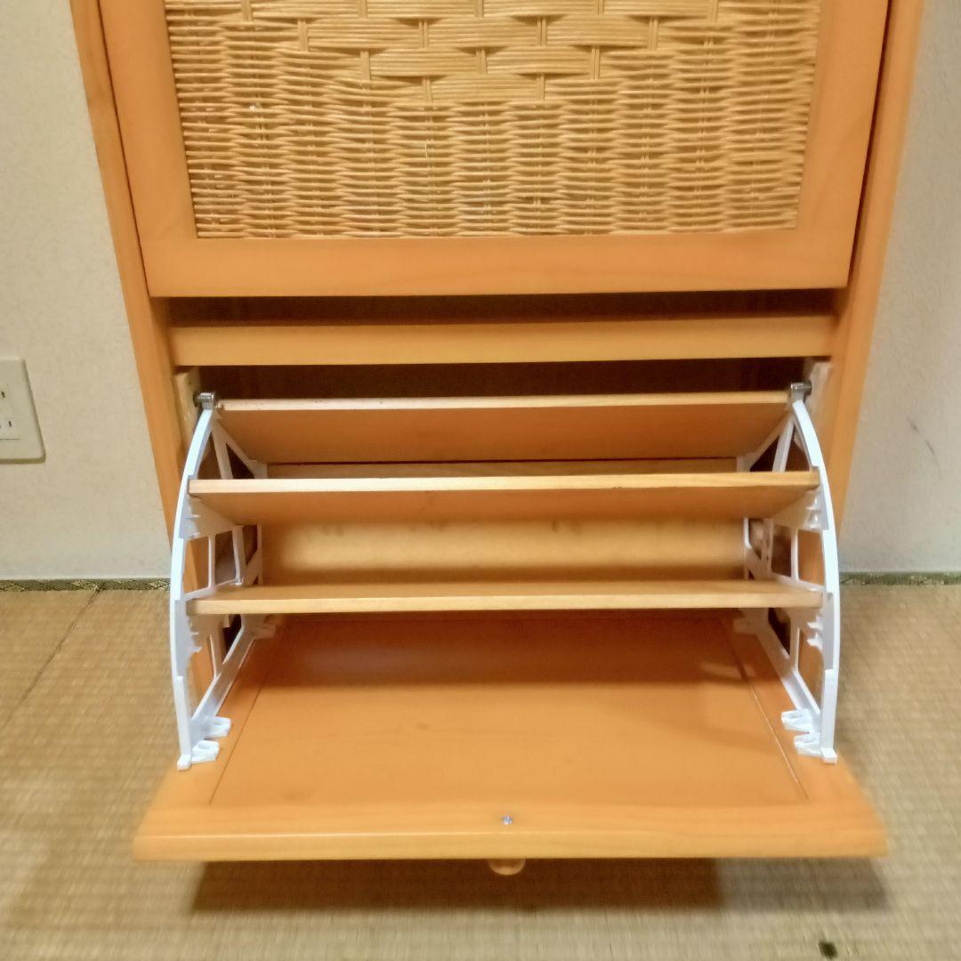 ラタン調ルーバー扉付き 3段薄型シューズラック/靴箱