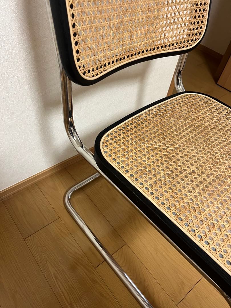 KuHoN チェスカアームレスチェア ブラック