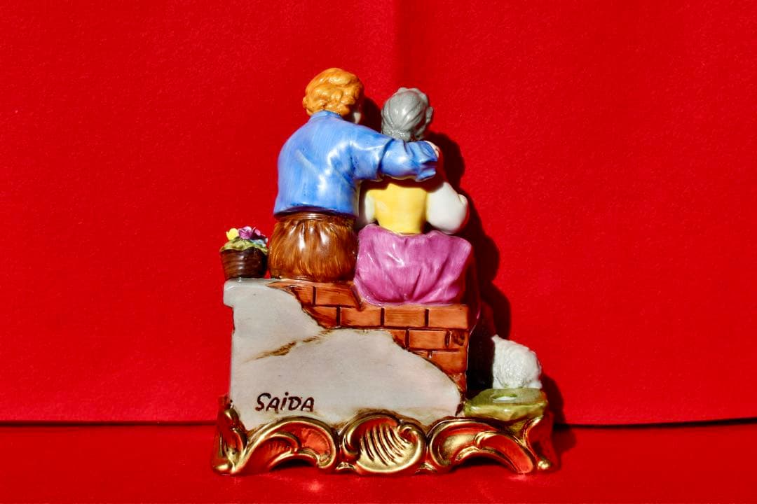 かわいい陶磁器【フィギュリン　羊飼いの男女】