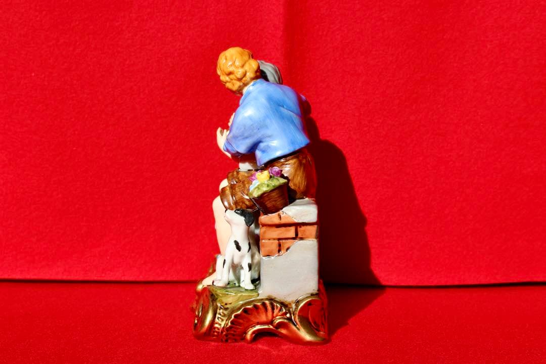 かわいい陶磁器【フィギュリン　羊飼いの男女】