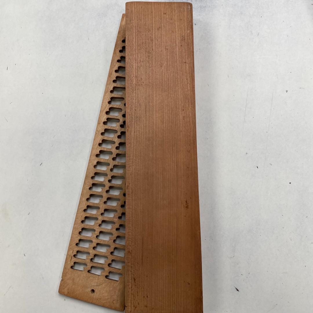 【昔の手彫職人製作】　干菓子型「水輪」　66個取り