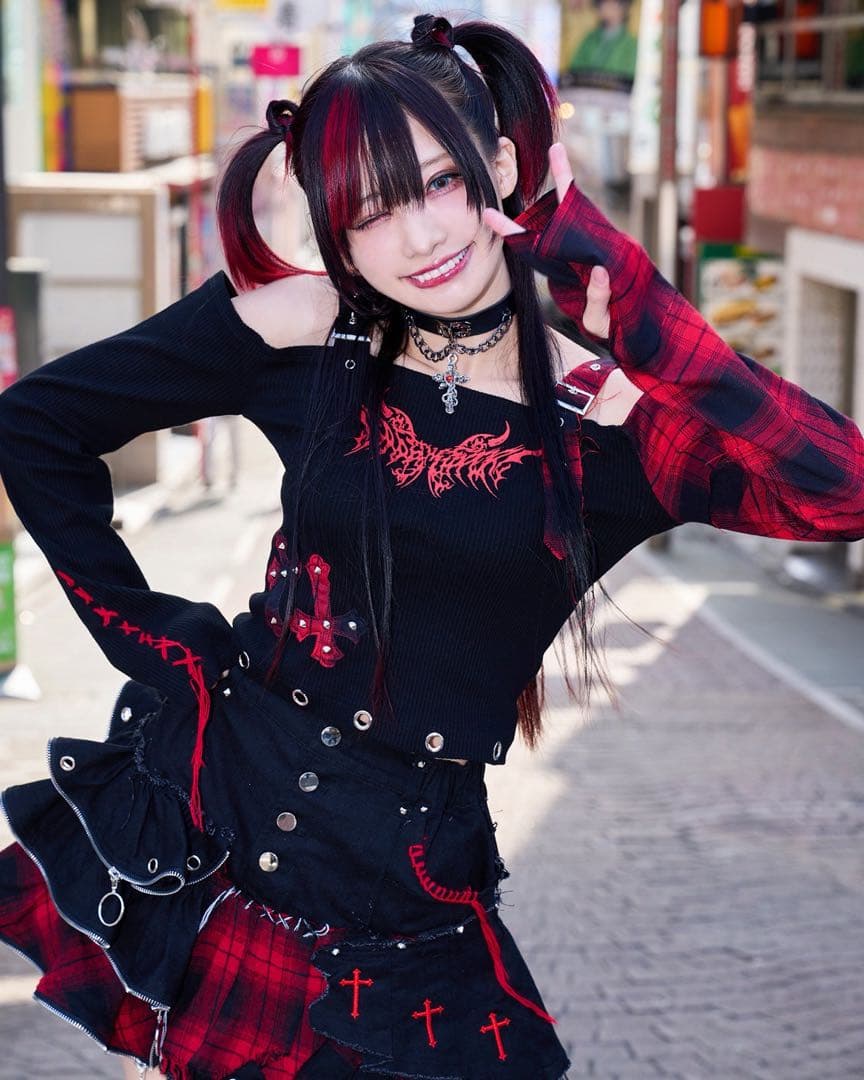 Grrr the Lipper ガルルザリッパー スカート ブラック×レッド