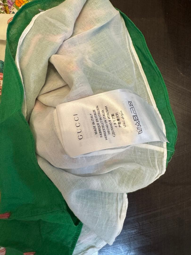 GUCCI 花柄 半袖ワンピース18-24ヶ月