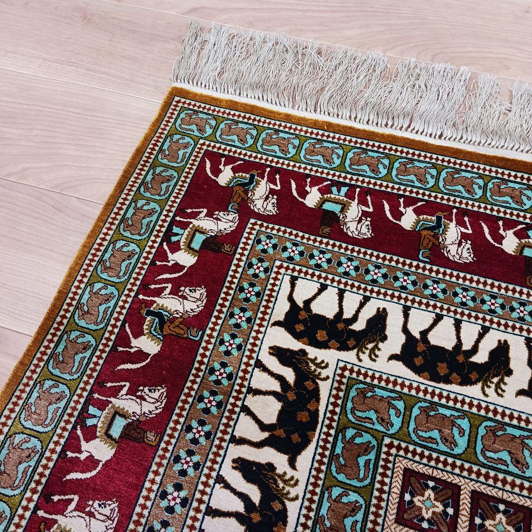 Y3130 ペルシャ絨毯 クム産 パジリク文様 シルク100％ 手織り　ma