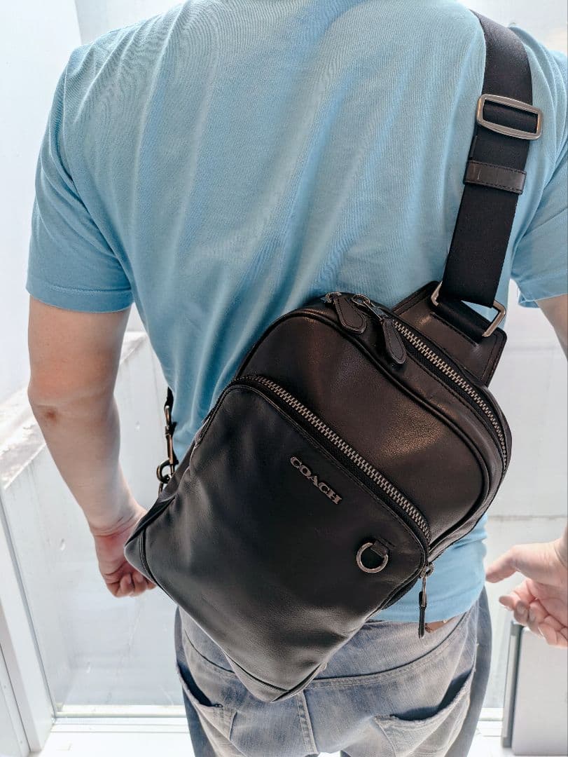 コーチ　COACH　ワンショルダー スリングボディバッグ　グラハム