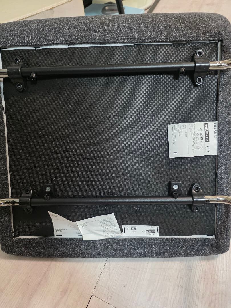 IKEA ダイニングテーブル、イケア　LILLANASチェア　イス　2脚セット