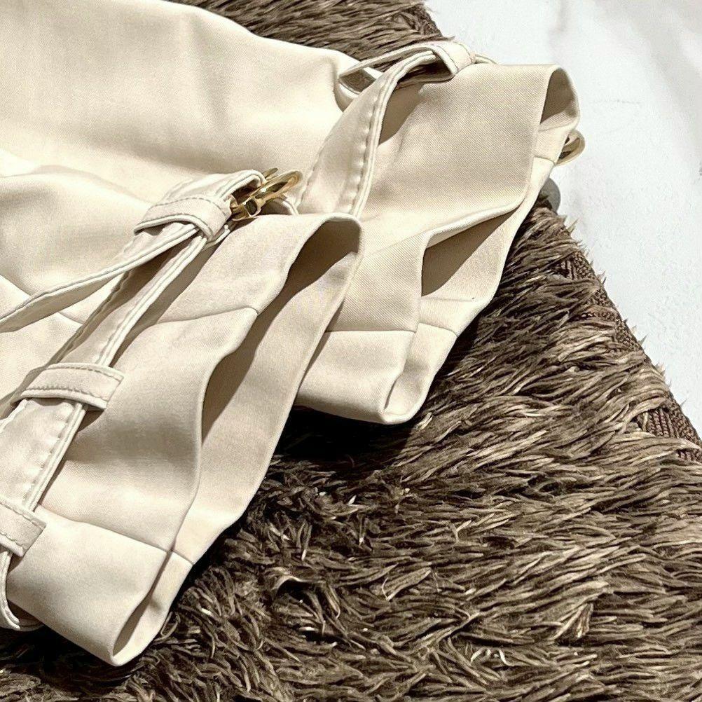 Salvatore Ferragamo トレンチコート アイボリー系 L相当