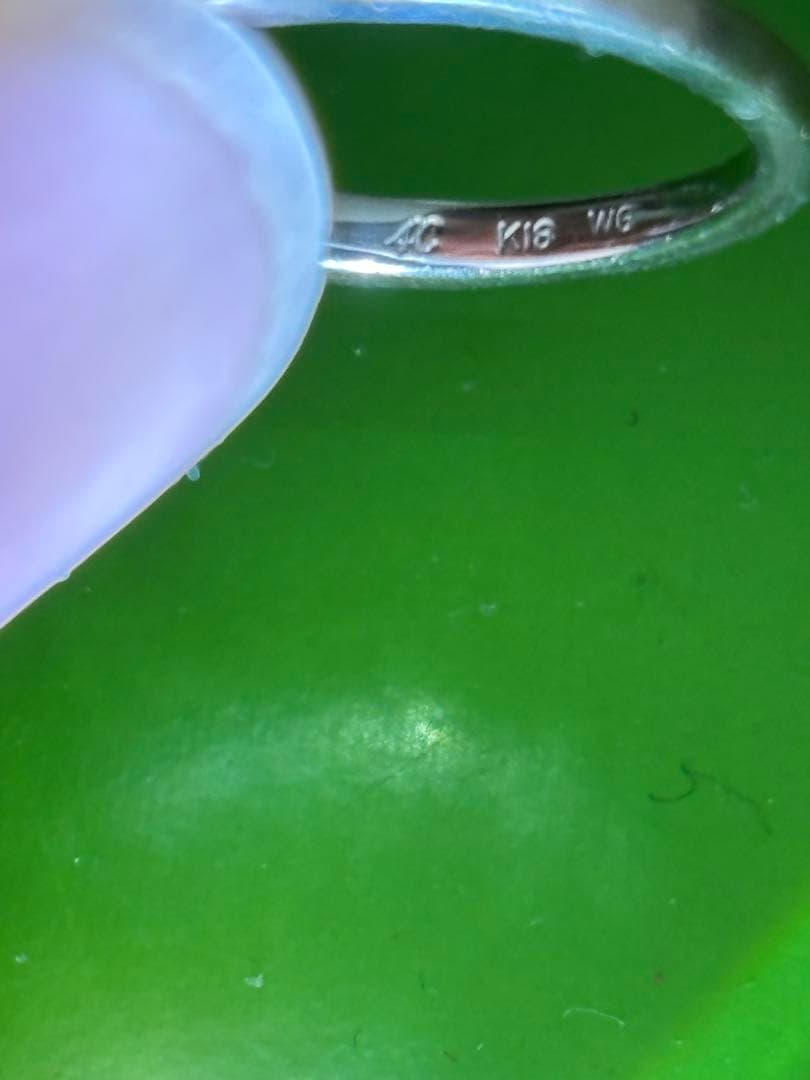 4℃ K18ホワイトゴールド ダイヤモンドリング。7〜9号幅約2mm