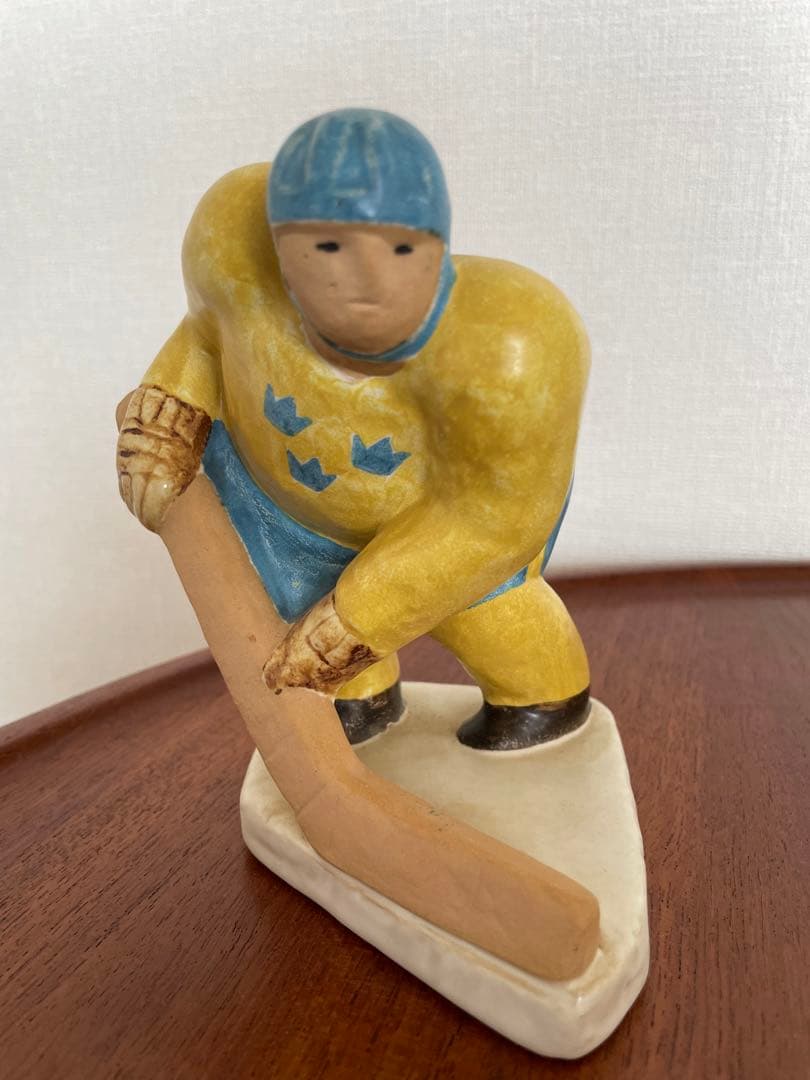 置物 Lisa Larson / Ihockeyspelare, Malvakt