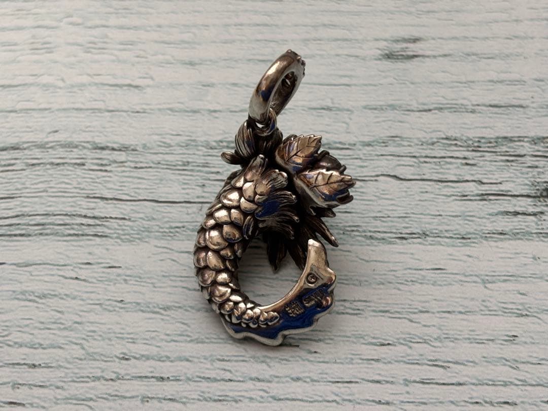 ブラッディマリー ロータスヘッド 蓮魚 ペンダントトップ　ネックレス